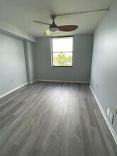 701 S Madison Ave-Unit -508 in Clearwater, FL - Building Photo - Building Photo