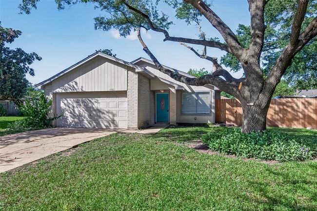14306 River Glen Dr