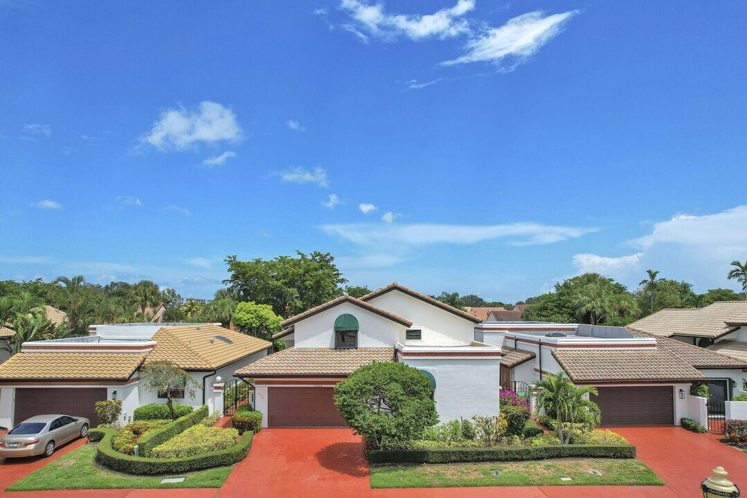 6438 Via Rosa in Boca Raton, FL - Building Photo