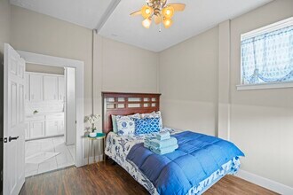 4106 Winnie St in Galveston, TX - Building Photo - Building Photo