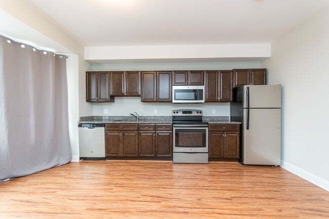 property at 1222 N 7th St