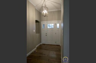 7616 SW Lowell Ln in Topeka, KS - Building Photo - Building Photo