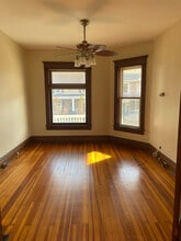 25 W 4th St in Waynesboro, PA - Building Photo - Building Photo