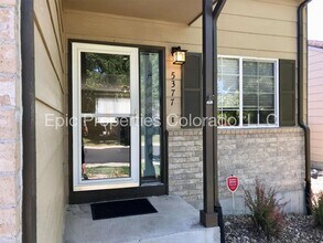 5377 S Ukraine Way in Aurora, CO - Building Photo - Building Photo