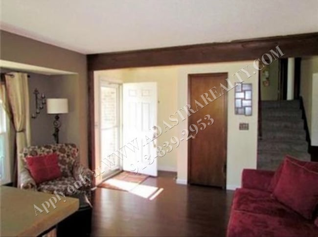 property at 12500 S Summertree Ln