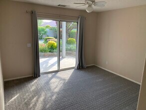 13960 Driftwood Dr, Unit B in Victorville, CA - Building Photo - Building Photo