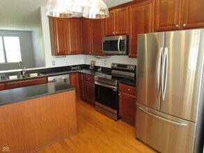 13888 Willesden Cir in Fishers, IN - Building Photo - Building Photo