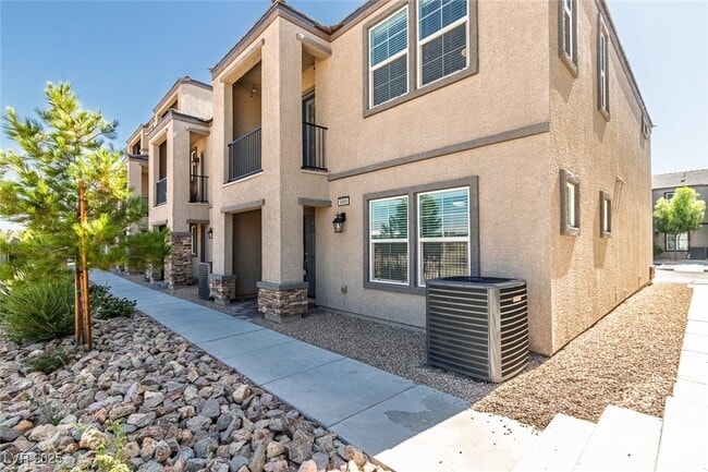 5669 Steampunk St in Las Vegas, NV - Building Photo - Building Photo