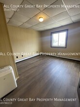 2329 NY-112 in Medford, NY - Building Photo - Building Photo