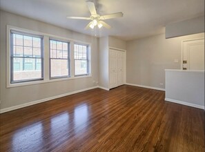 3730 N Sheffield Ave, Unit 3708-407 in Chicago, IL - Building Photo - Building Photo