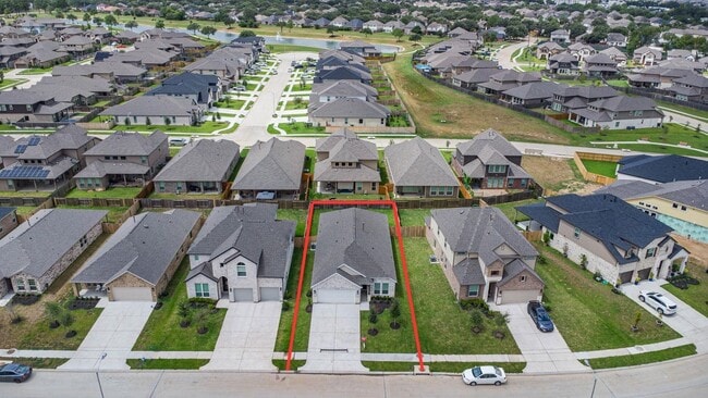 18218 Windy Knl Wy in Houston, TX - Building Photo - Building Photo