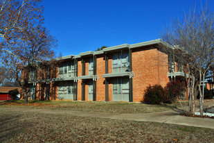 Pennington Place Apartments in Oklahoma City, OK - Building Photo