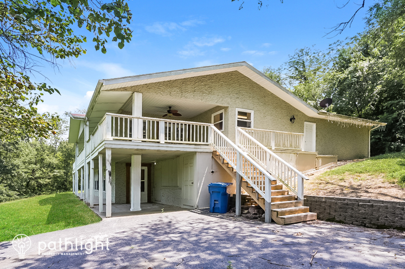 164 Spring St in Ozark, MO - Building Photo