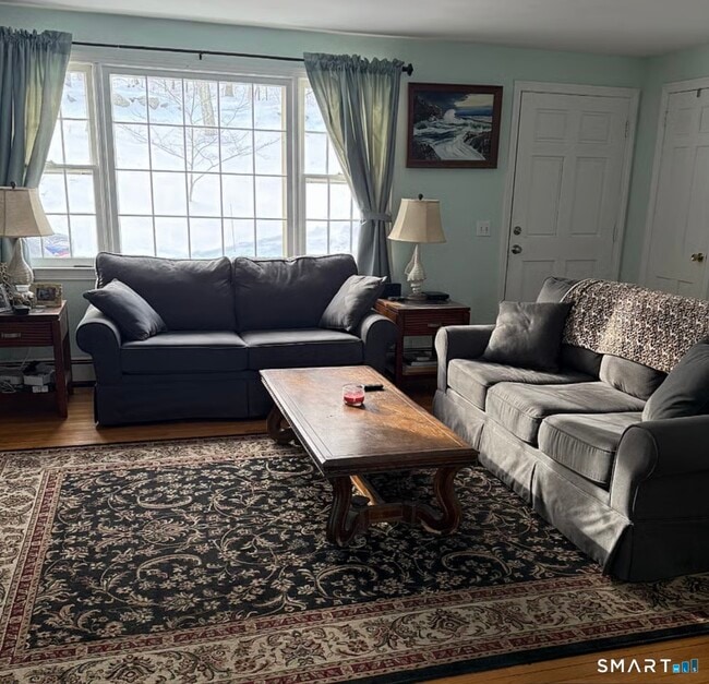 property at 708 E Pond Meadow Rd