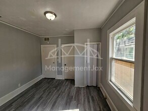 528 W 25th St in Jacksonville, FL - Building Photo - Building Photo