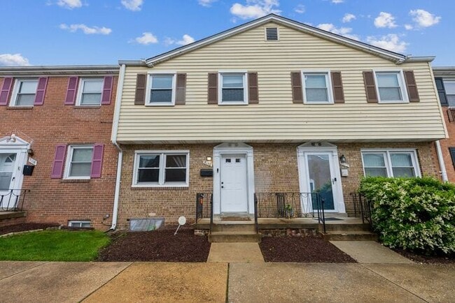 property at 5170 Clacton Ave