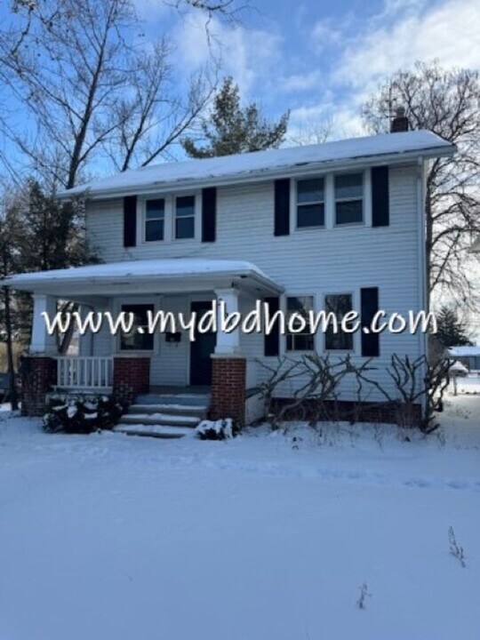 2328 N Anthony Blvd in Fort Wayne, IN - Building Photo