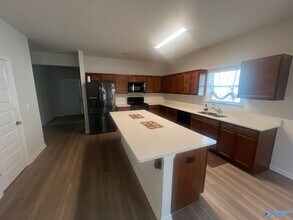 212 Fairbrook Dr in New Market, AL - Building Photo - Building Photo