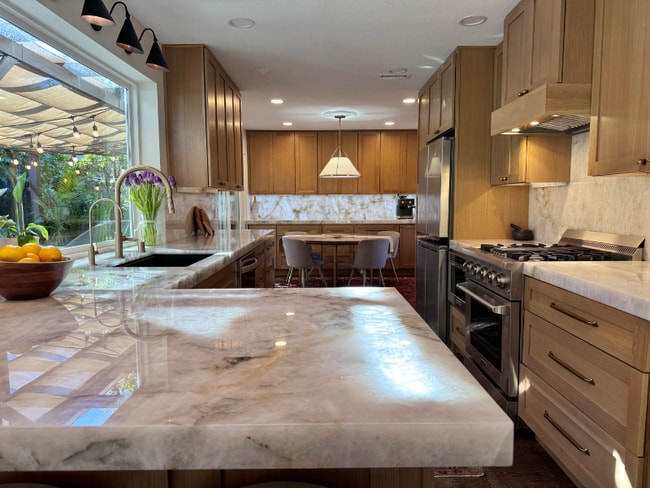 property at 6902 Vista Del Sol Dr