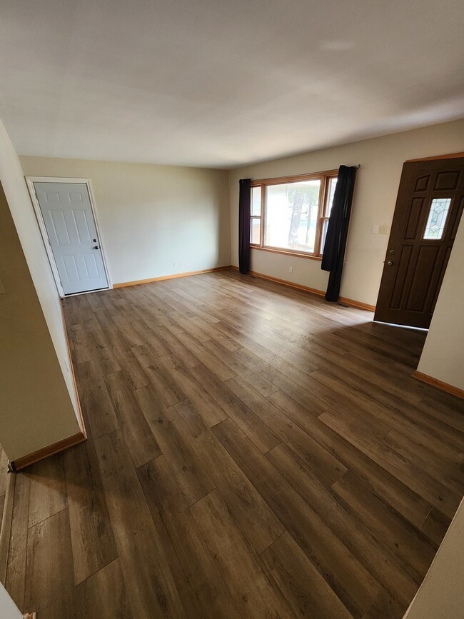 4603 Home Ave in McHenry, IL - Building Photo - Building Photo