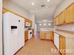 8318 Night Owl Ct in New Port Richey, FL - Building Photo - Building Photo