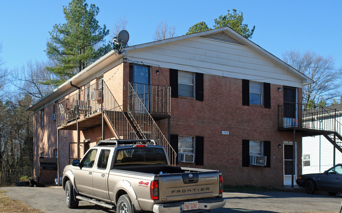 1709 Gunter St in Durham, NC - Building Photo