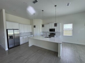 416 Adams View Ln in Auburndale, FL - Building Photo - Building Photo