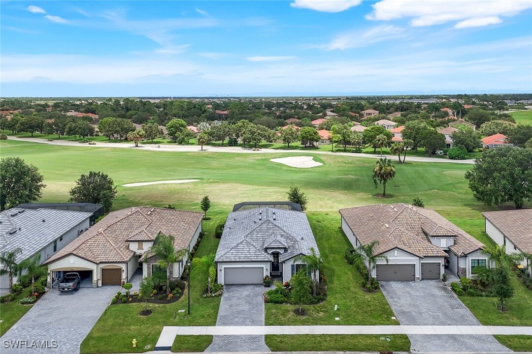 1837 Lema Ct in Naples, FL - Building Photo