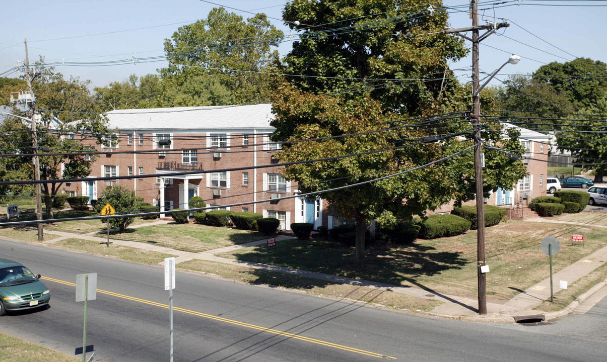 Garden Street Apartments in Edison, NJ - Building Photo