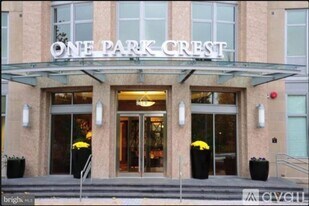 8220 Crestwood Heights Dr, Unit 1619 in McLean, VA - Building Photo