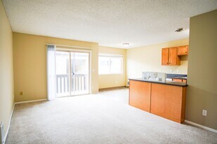3705 SE 35th Pl in Portland, OR - Building Photo