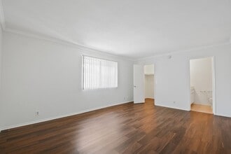 1673 E Kingsley Ave in Pomona, CA - Building Photo - Building Photo