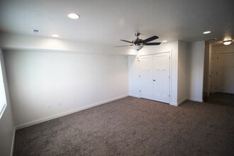 14503 South Abbey Bend Lane in Herriman, UT - Building Photo - Building Photo