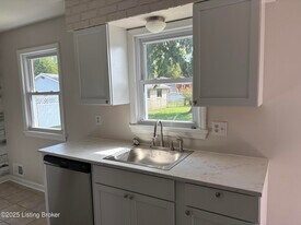 5006 Tumeric Ln in Louisville, KY - Building Photo