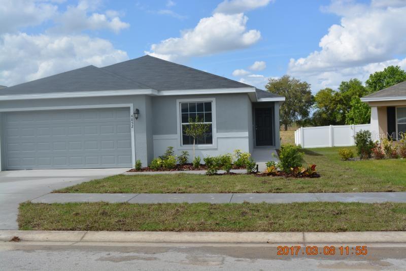 4852 Summerfield Cir in Winter Haven, FL - Building Photo