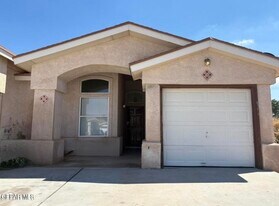 11803 Kings Arms Ct in El Paso, TX - Building Photo