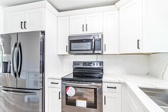 305 S Swinton Ave in Delray Beach, FL - Building Photo - Building Photo