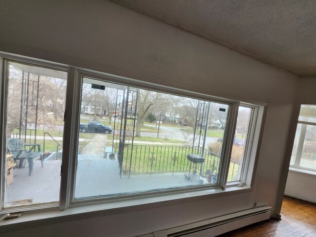 32 Lake View Park in Rochester, NY - Building Photo - Building Photo