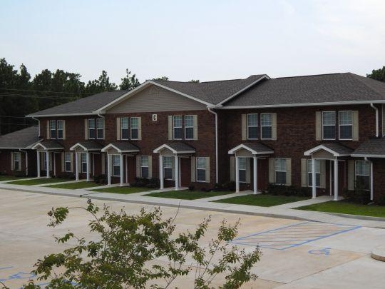 Greystone Place Apartments in Mobile, AL - Building Photo