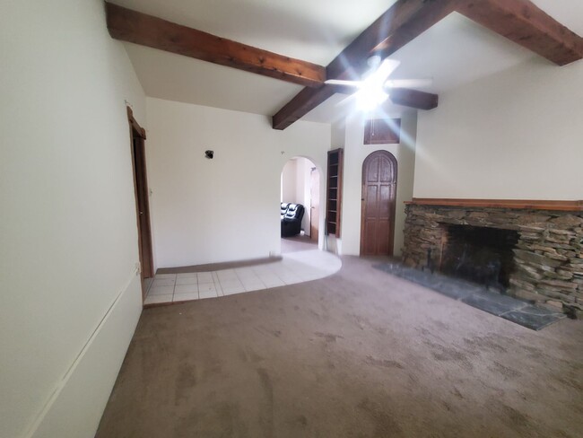 property at 320 Washington St