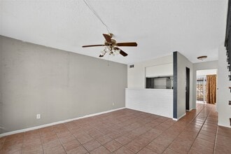 600 S Allen-Genoa Rd in South Houston, TX - Building Photo - Building Photo