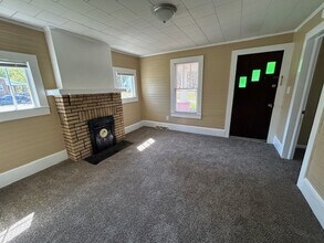 215 Foster St in Burlington, NC - Building Photo - Building Photo