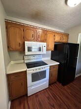 19 Cable Rd in Oak Grove, KY - Building Photo - Building Photo