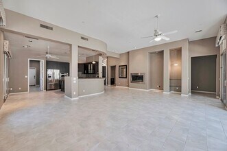 8220 E Mohawk Ln in Scottsdale, AZ - Building Photo - Building Photo