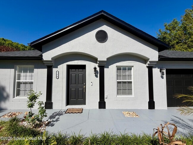 160 Eureka Ave NE in Palm Bay, FL - Building Photo - Building Photo