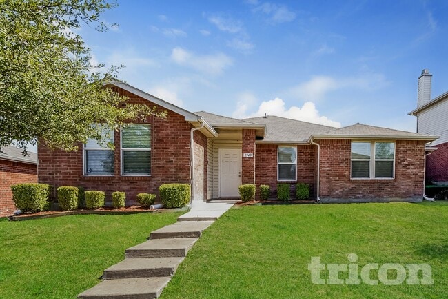 property at 2749 Ingram Cir
