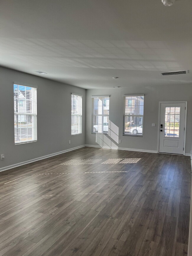 453 Augustine Dr in Lebanon, TN - Building Photo - Building Photo