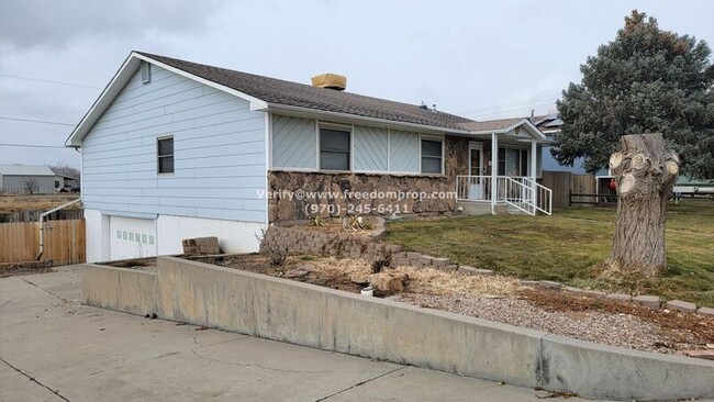 property at 647 Broken Spoke Rd