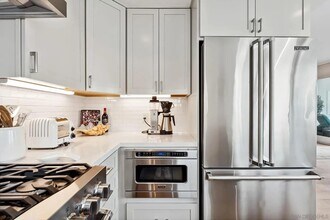 6767 Neptune Pl in San Diego, CA - Building Photo - Building Photo