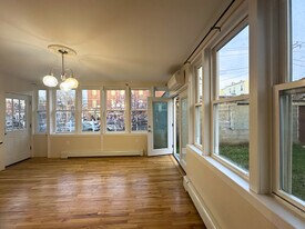 75 Overlook Pl, Unit 1 in Newburgh, NY - Building Photo